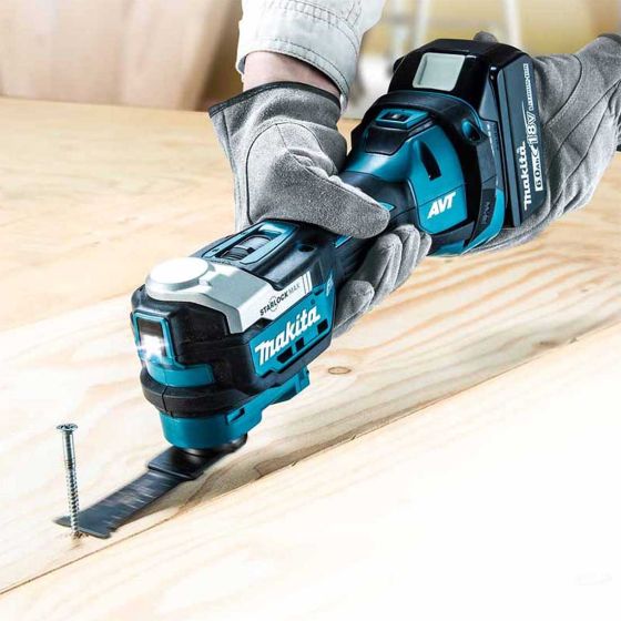 Makita DTM52Z Multi Tool